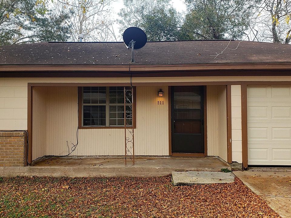 1st image of 211 Avenue J