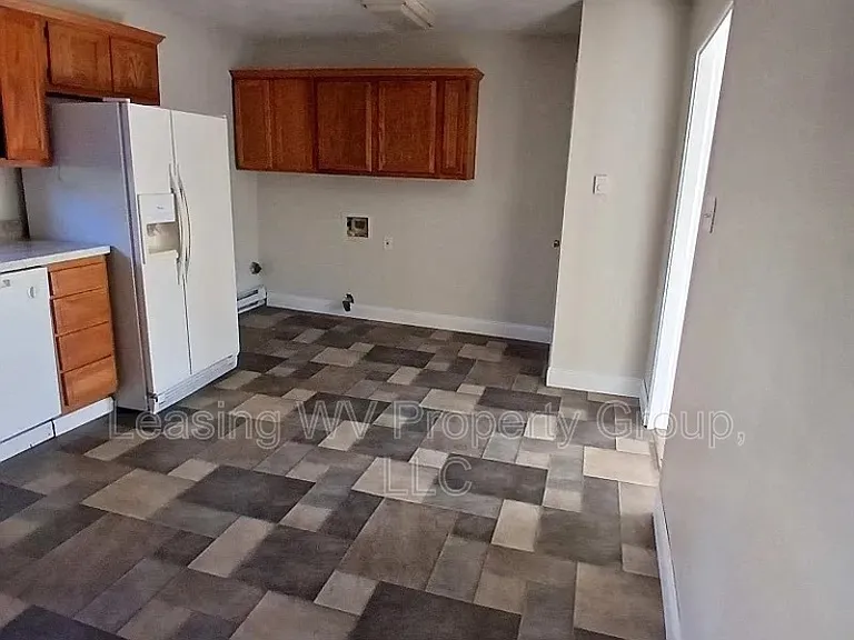 2704 Creamery St — Photo 3