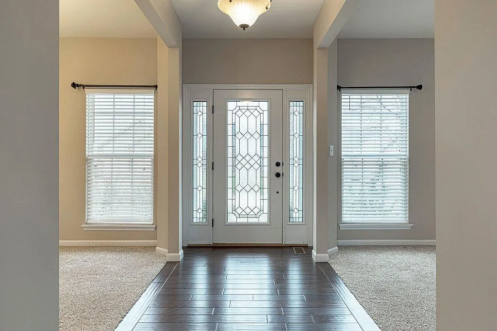 6016 Blake Thomas Dr — Photo 3