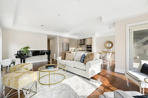 Sold by Christie's International R.E. North Jersey, Inc. | media 4