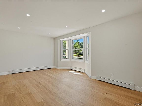 4th image of 5 Bernice Court