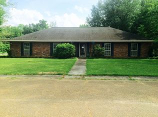 740 Charles Ave, Opelousas, LA 70570