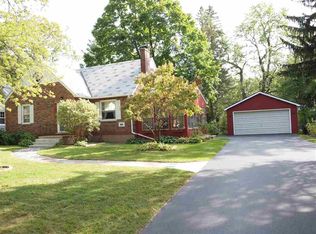 2004 Morrow Ave, Niskayuna, NY 12309