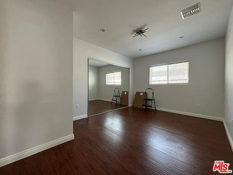 6537 Teesdale Ave — Photo 15