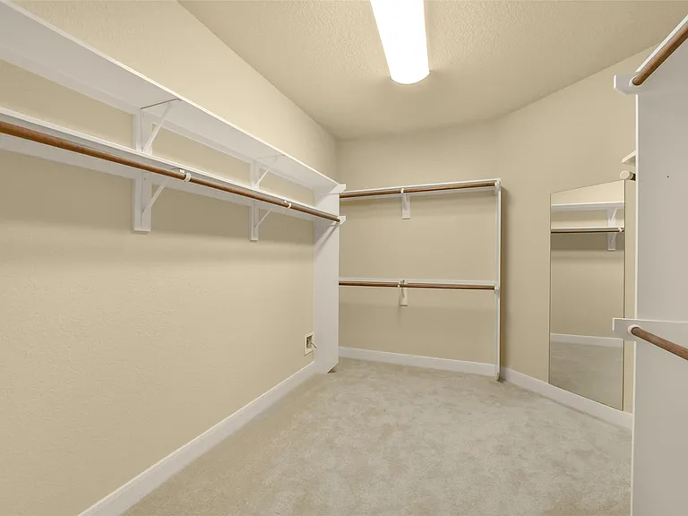 25610 Corey Cove Ln — Photo 29