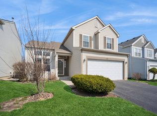122 E Aspen Cir, Hainesville, IL