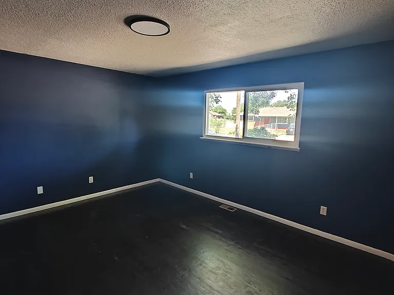 2534 Ivanhoe Dr — Photo 15