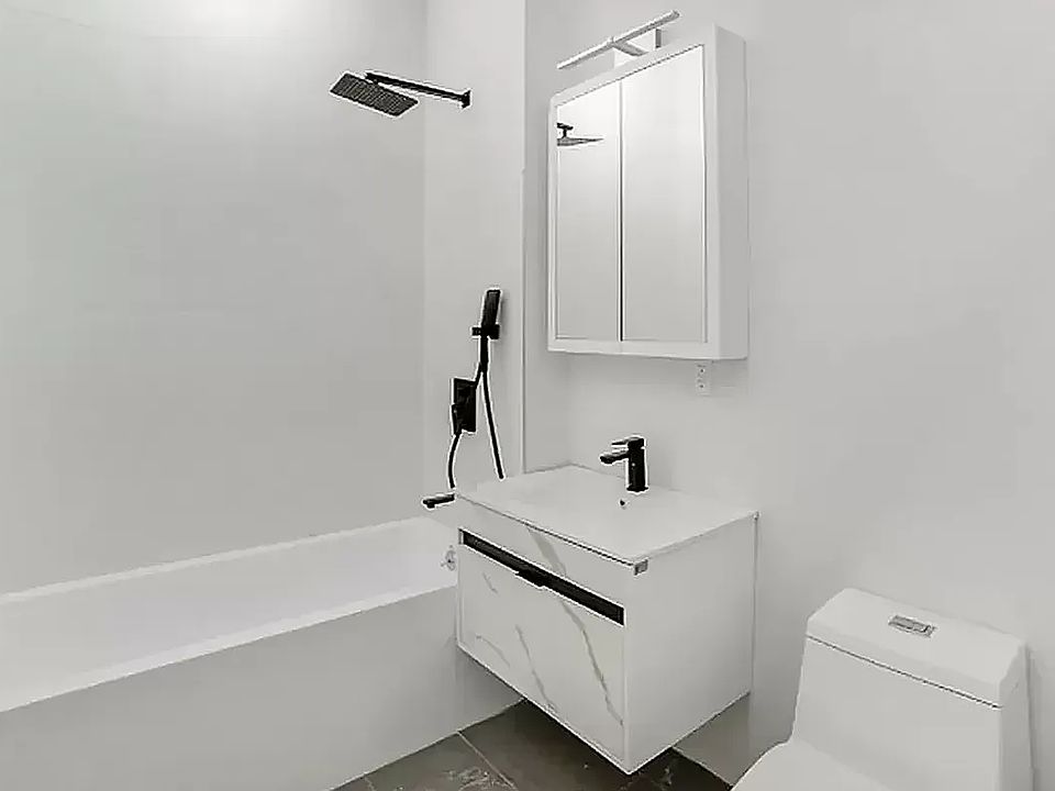 2nd image of 241 W 75th St #12