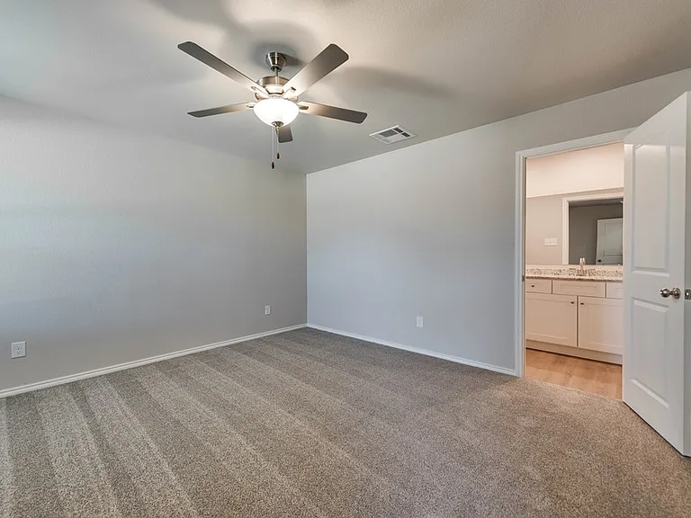 8209 E County Road 111 — Photo 11