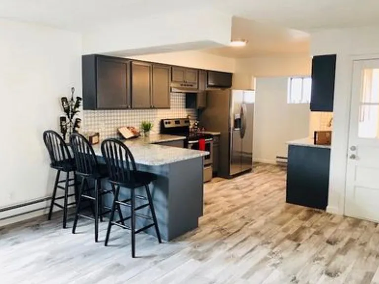 6321 Christy Ave NE — Photo 2