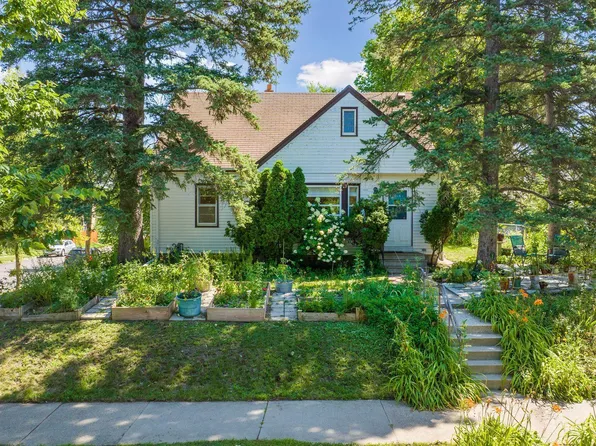 328 Russell Ave N, Minneapolis, MN 55405