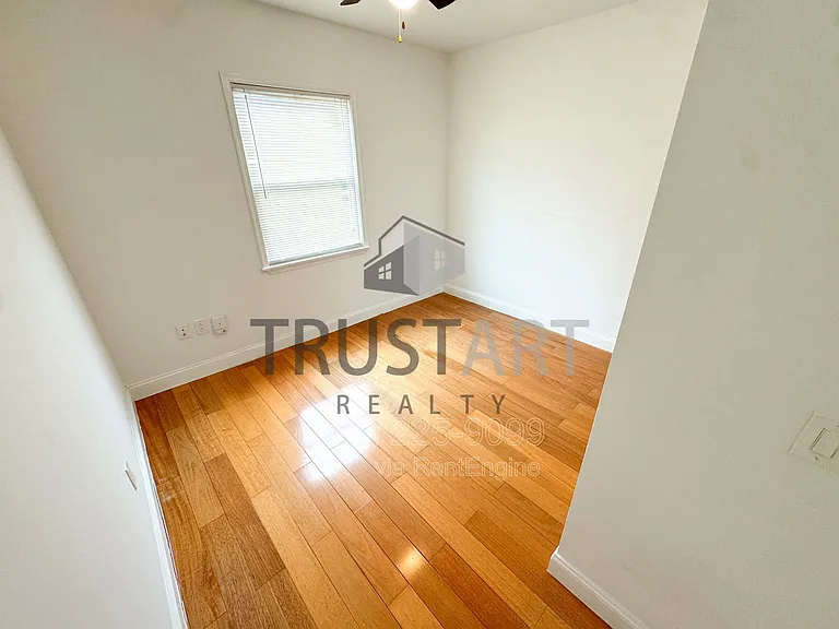 2329 S 15th St #2 — Photo 9