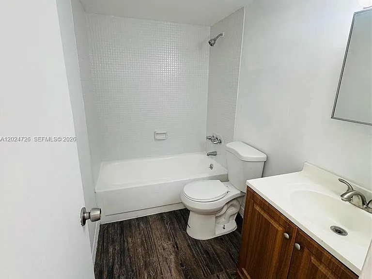 486 NW 165th Street Rd #B201 — Photo 4