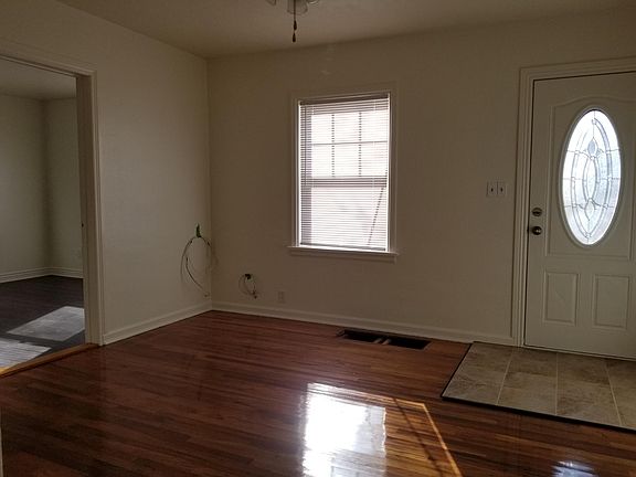 5th image of 934 Sprague Ave