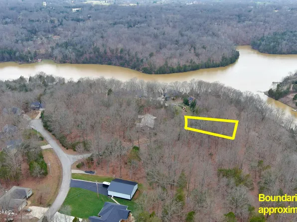 62 Greenbriar Ct, Brandenburg, KY 40108