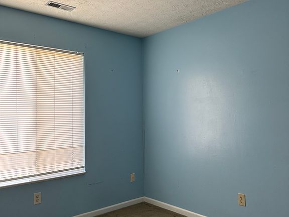 5th image of 5044A Clarkson Dr