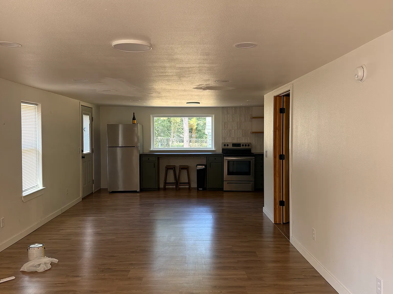 2 bed, 850 sqft, $1,000 — Photo 2