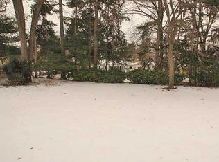 95 Stoneleigh Ct, Rochester, NY 14618