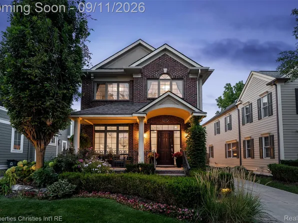 875 Chapin Ave, Birmingham, MI 48009
