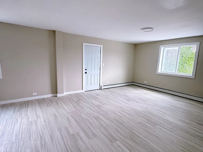 181 Pine St #2 — Photo 9