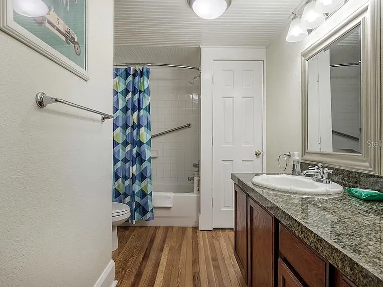 114 W Cayuga St — Photo 18