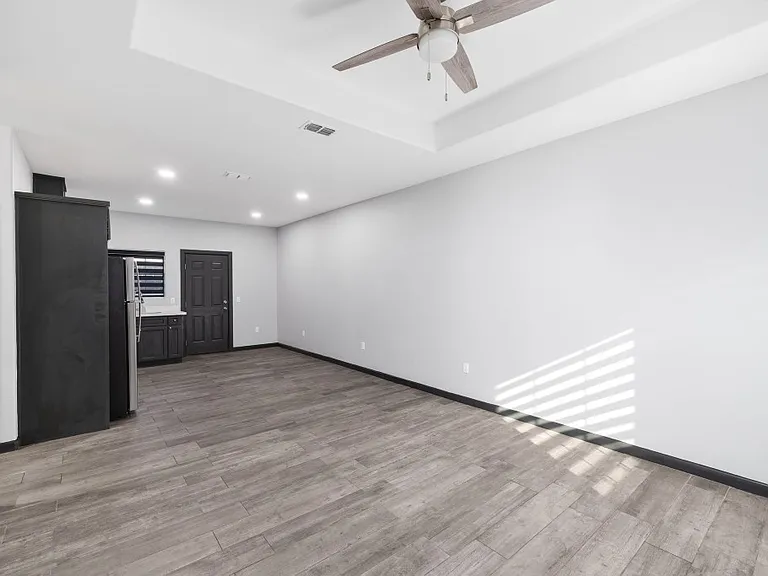 1412 Acme Ln #3 — Photo 8