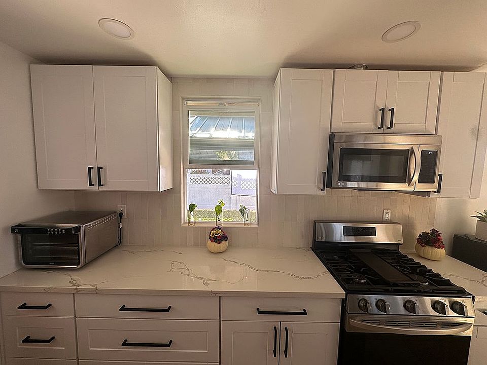1st image of 335-37 Ash Ave