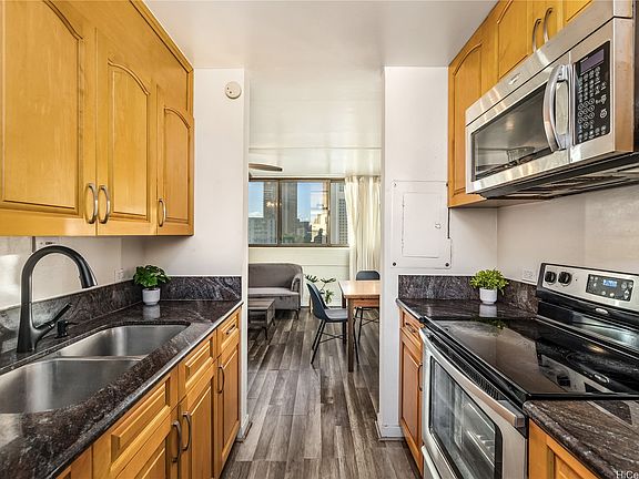 2nd image of 1134 Kinau St APT 801