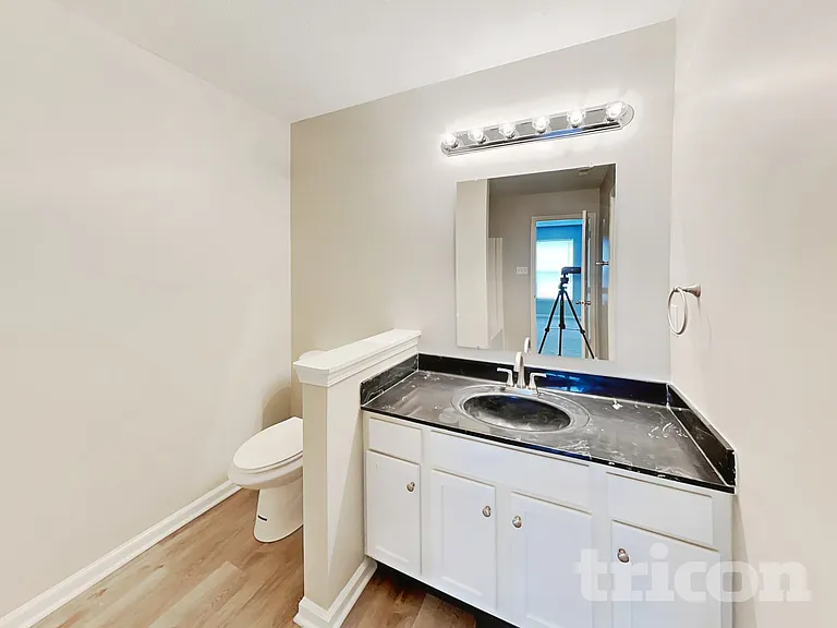 5353 Shamus Dr — Photo 10