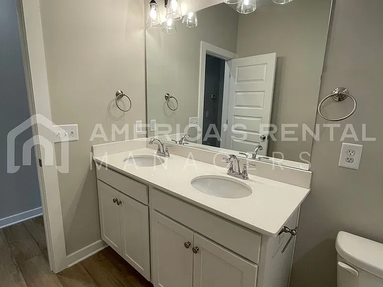10316 Middleton Rd — Photo 26