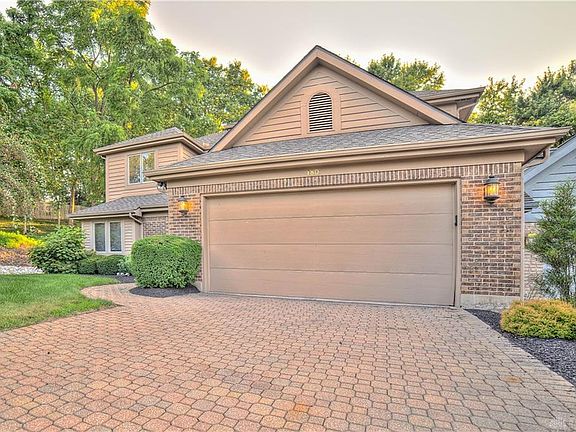 3rd image of 180 Copperfield Dr