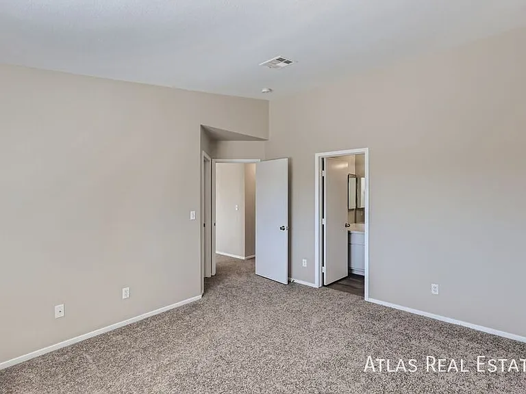 3105 Meadow Flower Ave — Photo 10
