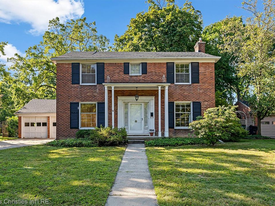 1st image of 1062 Mohegan Ave