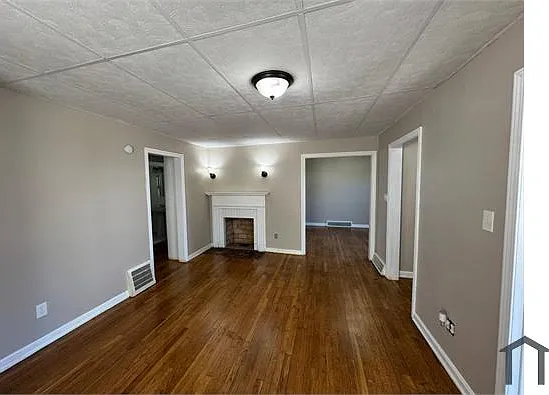 3 bed, 971 sqft, $1,850 — Photo 4