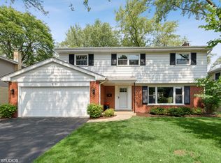 818 E Olive St, Arlington Heights, IL