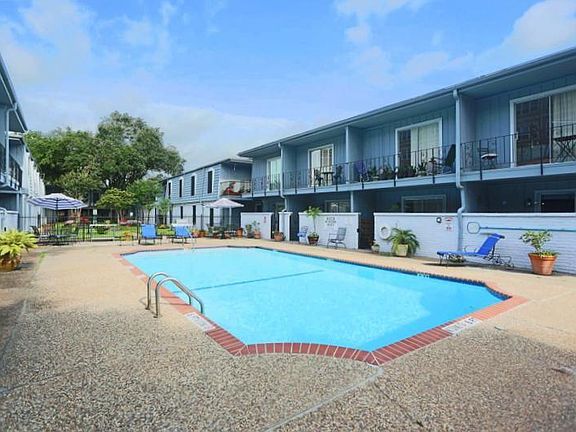 2nd image of 1901 S Voss Rd APT 18