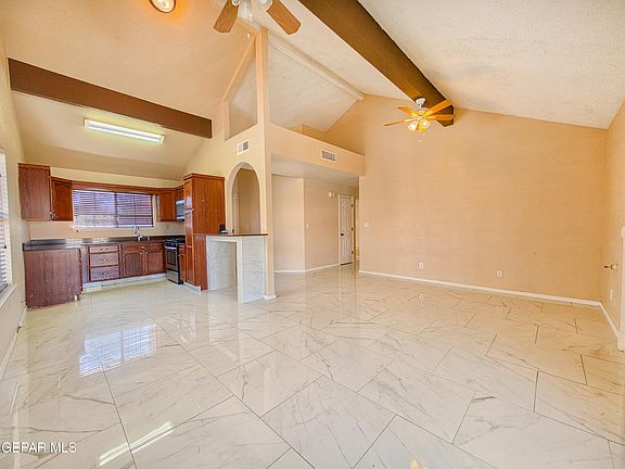 5th image of 12057 Autumn Gate Dr