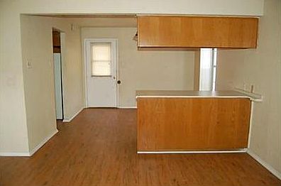 2nd image of 3313-A Gardenview Cir