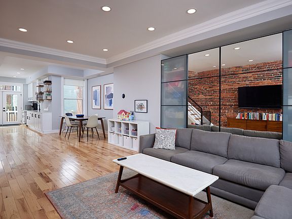 Open and bright floor plan on the main level