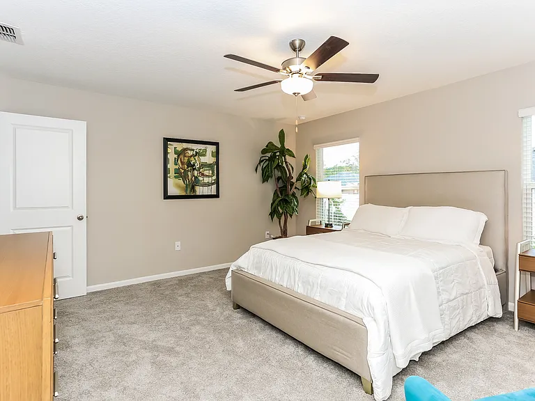 9208 Joannes Way — Photo 10