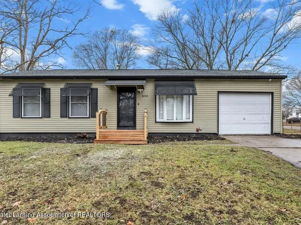 5600 Manor Dr, Lansing, MI 48911
