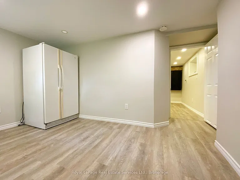 2028 Marine Dr #LOWER LEVEL — Photo 14