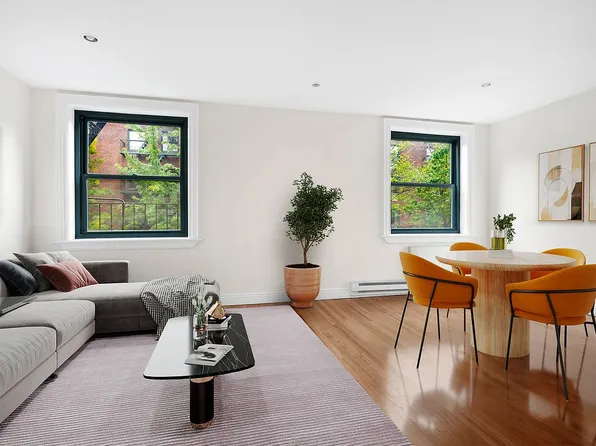 133 Barrow St APT 3B, New York, NY 10014