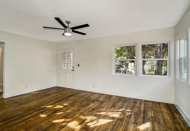 6820 Amherst St — Photo 4