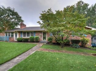 717 Montclair Dr, Johnson City, TN 37604