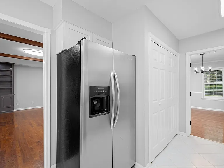 1539 Brookside Dr — Photo 12