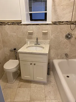 Rented by SUN WOOD REAL ESTATE | media 9