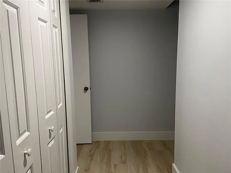 235 Lakeview Dr #102 — Photo 21