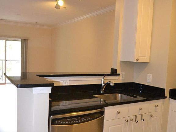 5th image of 9490 Virginia Center Blvd Unit 228
