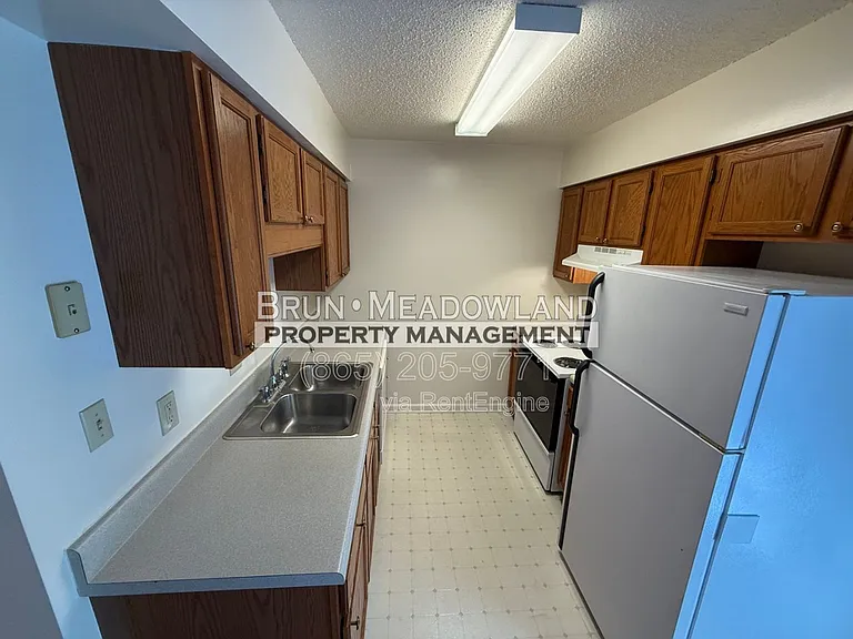 6523 Doe Creek Way — Photo 16
